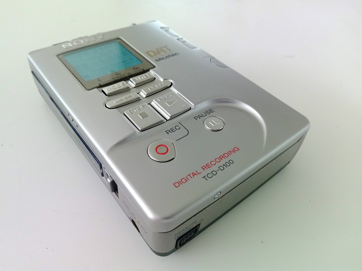 極美品】☆動作確認済み☆ソニー☆SONY☆DATウォークマン☆TCD-D100