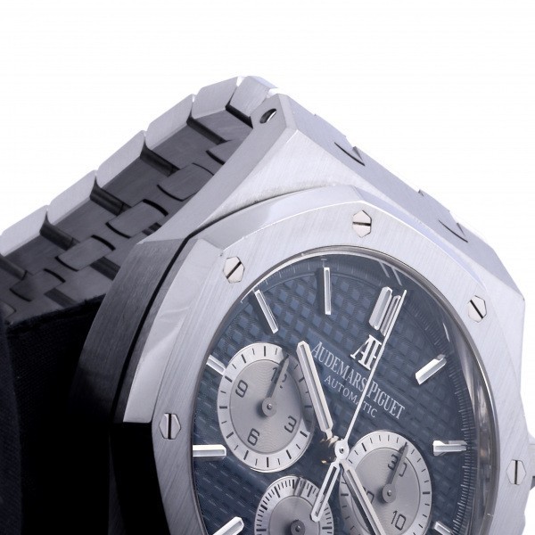 o-tema*pigeAUDEMARS PIGUET Royal дуб хронограф 26331ST.OO.1220ST.01 голубой / rhodium циферблат б/у наручные часы мужской 