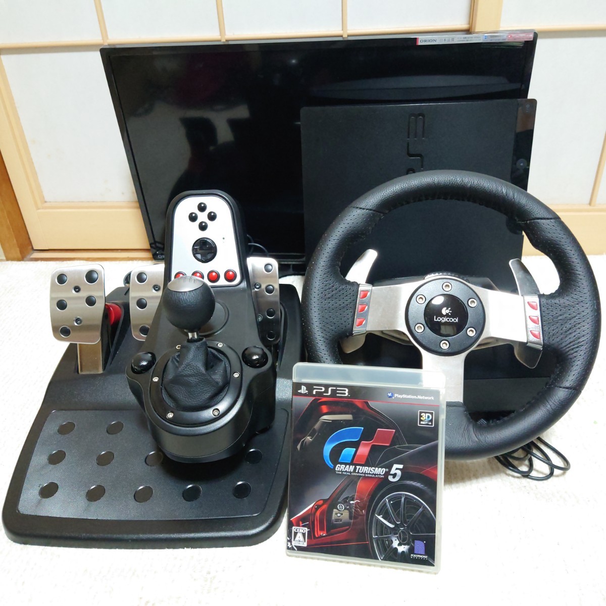 Gran Turismo 5 - PS3 + Volante Logitech G27 