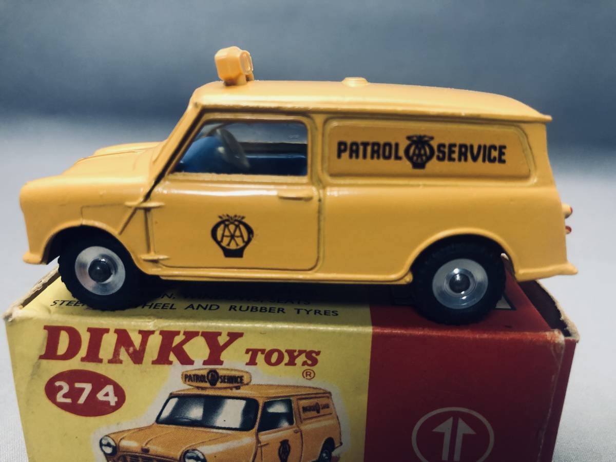 DINKY TOYS 274 1/43 A.A. MINI VAN　1970年代　英国製　_画像1