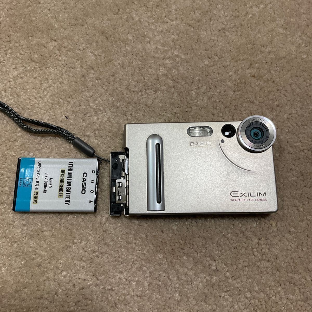 極上美品 伝説のカードカメラ CASIO EXILIM EX-S2 完動フル 極上美品 伝説のカードカメラ CASIO EXILIM EX-S2 完動フル