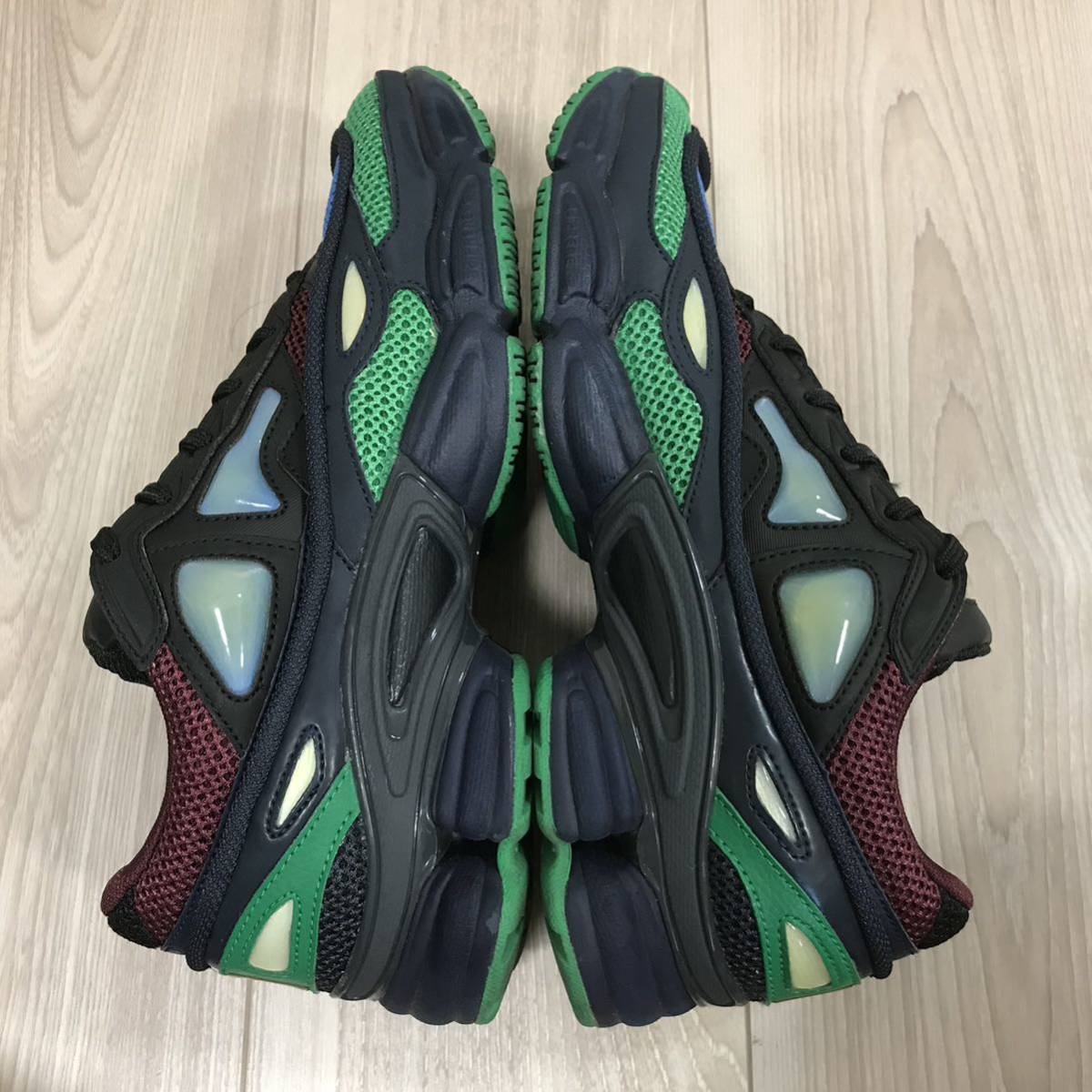 RAF SIMONS ADIDAS OZWEEGO アディダス ラフシモンズ RAF SIMONS ADIDAS OZWEEGO アディダス ラフシモンズ