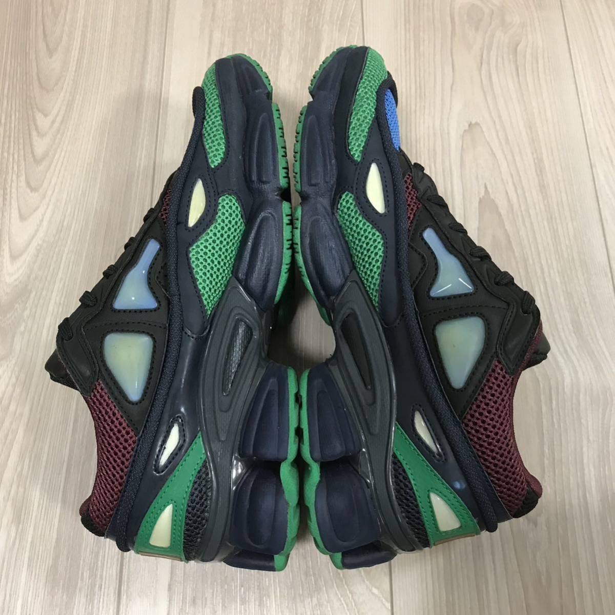 RAF SIMONS ADIDAS OZWEEGO アディダス ラフシモンズ RAF SIMONS ADIDAS OZWEEGO アディダス ラフシモンズ