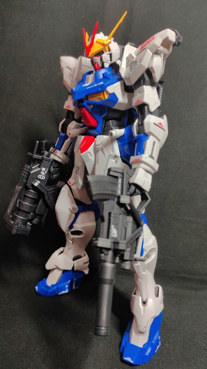 MG ガンダムアストレイ アウトフレームD 素組み 部分塗装 完成品