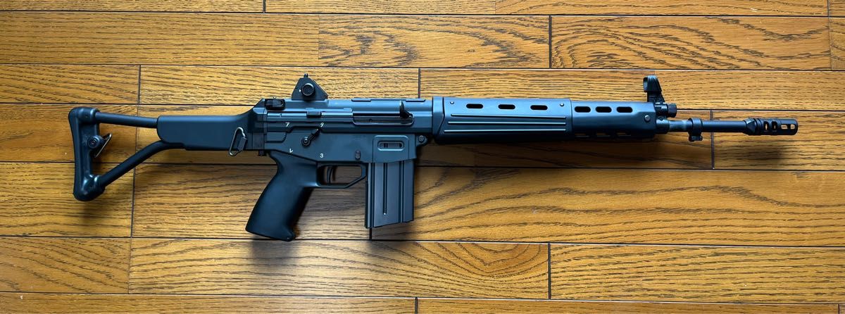 東京マルイ製ガスブローバックガン89式折曲銃床型マウント付き