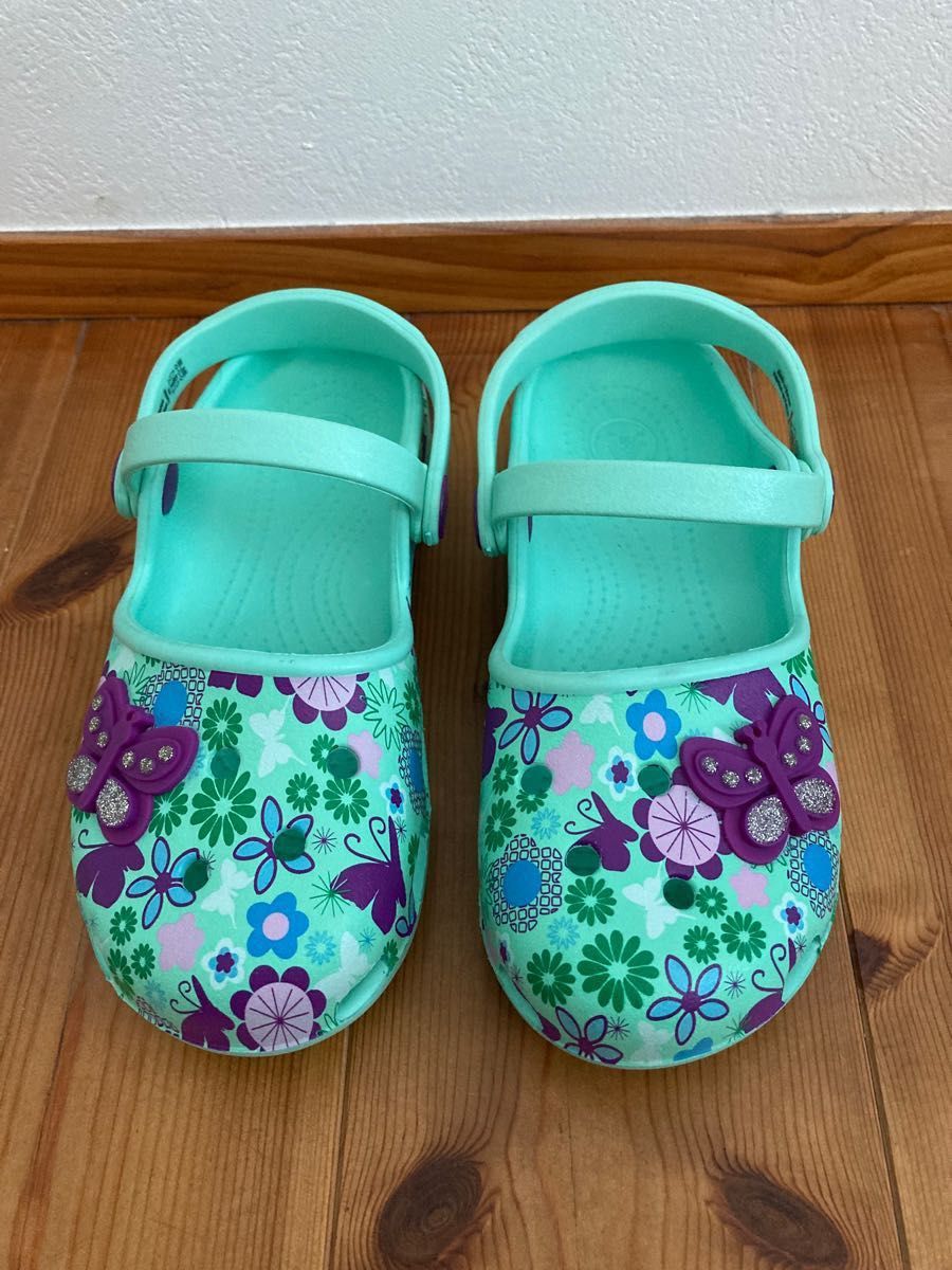 ◆新品未使用　クロックス CROCS キッズサンダル Karin Butterfly clog kids ミント 18.5cm