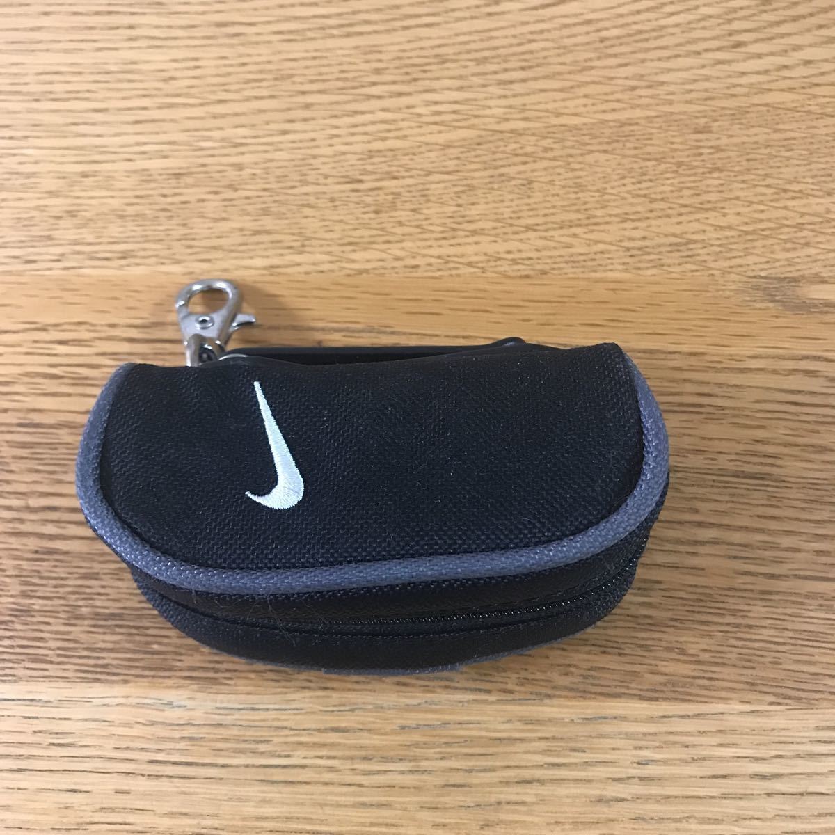 NIKE ナイキゴルフ ボールケース ブラック×グレー 送料込|Yahoo NIKE ナイキゴルフ ボールケース ブラック×グレー 送料込|Yahoo