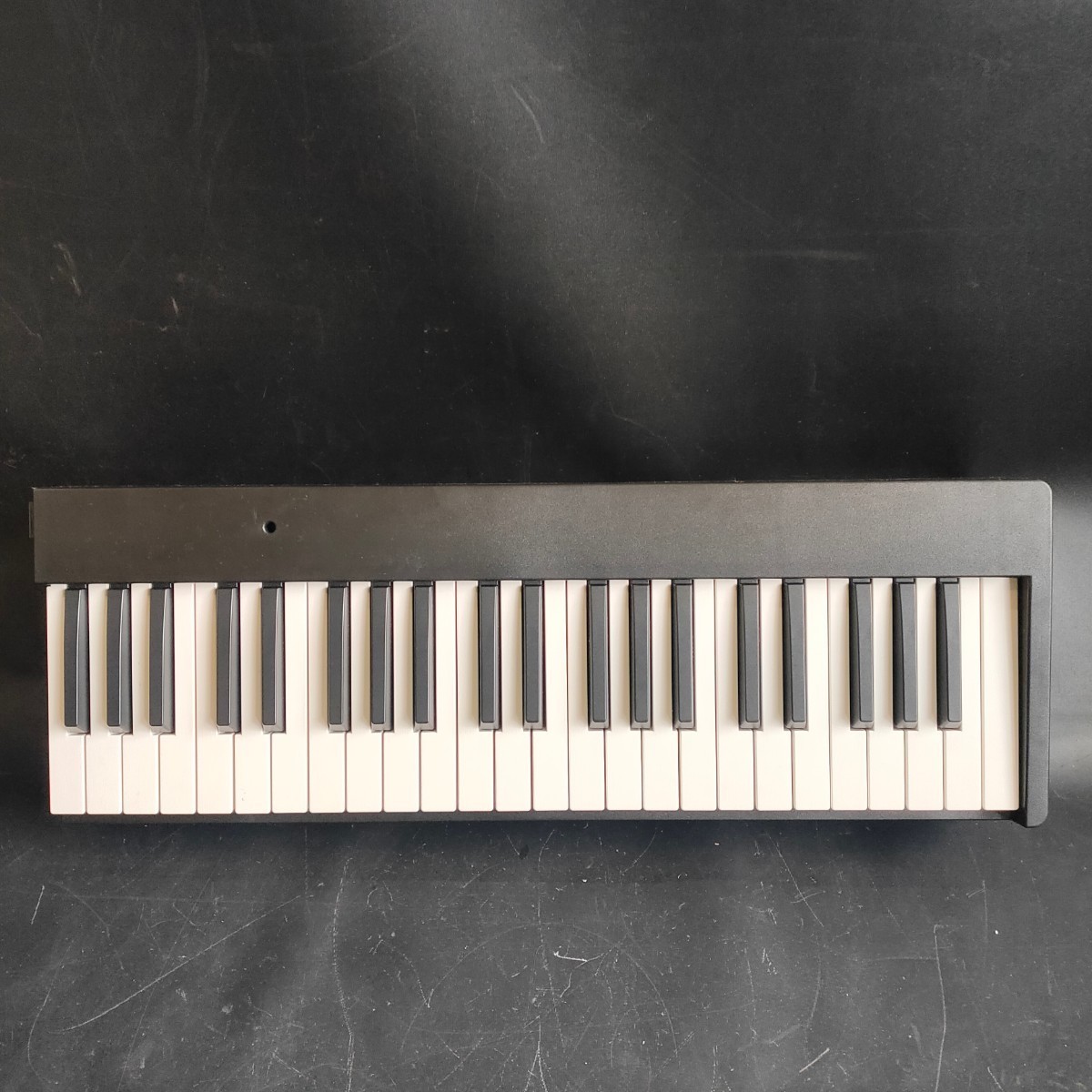 【中古品】Longeye 折りたたみ88鍵キーボード 折り畳み ピアノ 鍵盤 充電式 持ち運び Bluetooth 音出し確認済み 【管D190-2305】_画像4