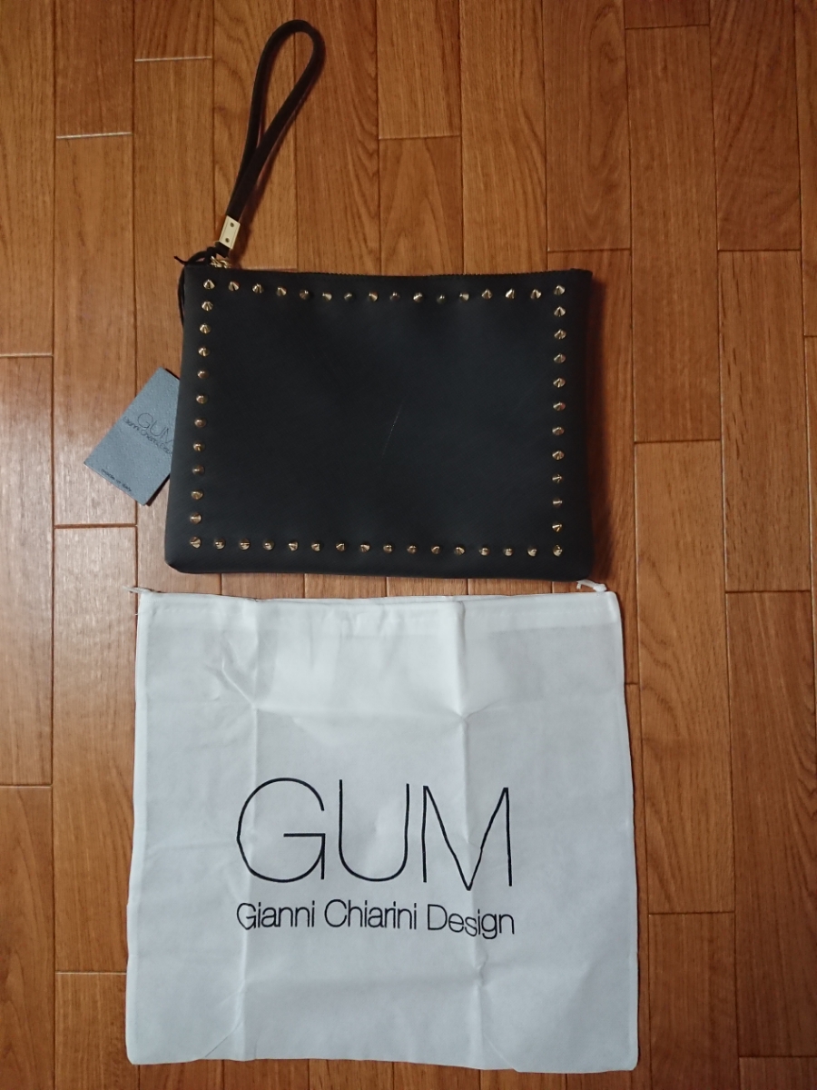 new goods unused goods with translation Gianni Chiarini GUM studs clutch bag gyanni Carry ni