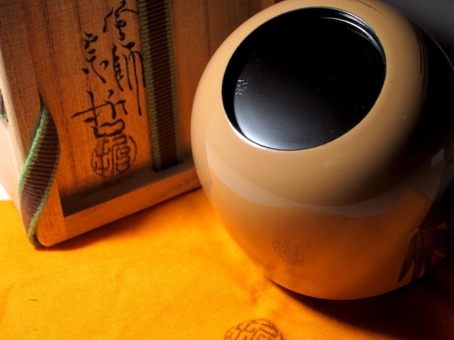 千家十職 中村宗哲 白漆 八ッ橋蒔絵大棗 裏千家 千家十職 中村宗哲 白漆 八ッ橋蒔絵大棗 裏千家