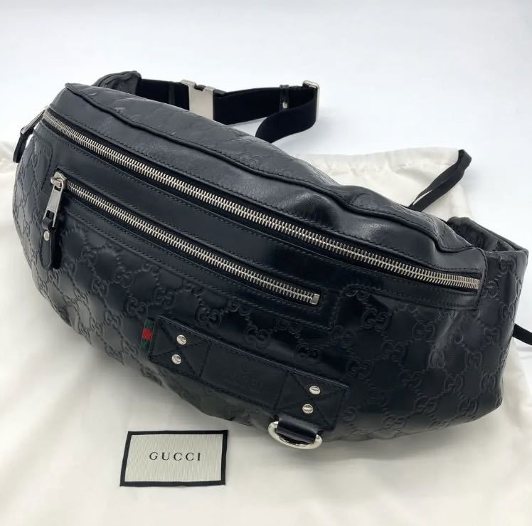 美品✨グッチ ボディバッグ ウエストポーチ シェリーライン GG シマ 黒
