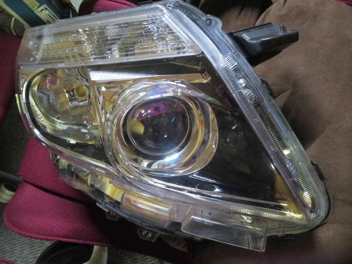 売切り】 トヨタ ZRR80W 80系 ノア エスクァイア 打刻G インナー