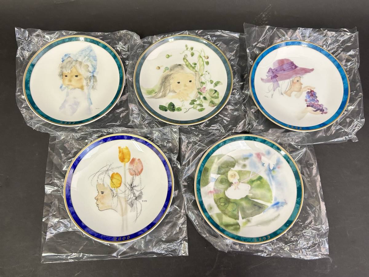 最も優遇 未使用　NARUMI　ナルミ　いわさきちひろ　飾り皿　5枚組　ちひろコレクション ナルミ