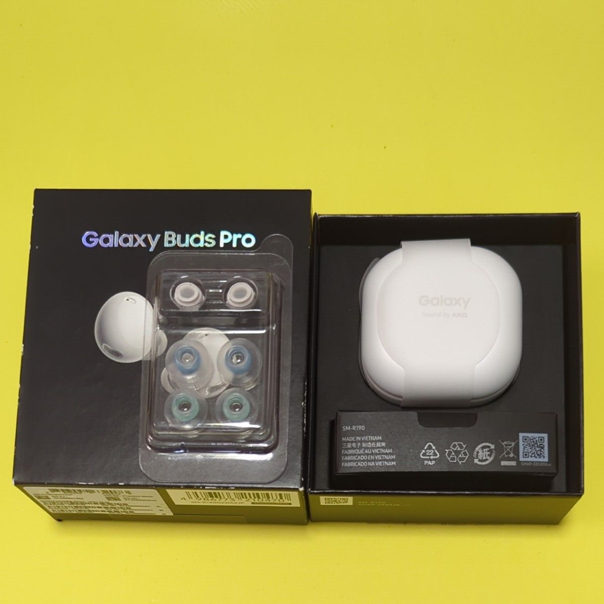 Galaxy Buds Pro SM-R190NZWAXJP ファントムホワイト　中古美品!!