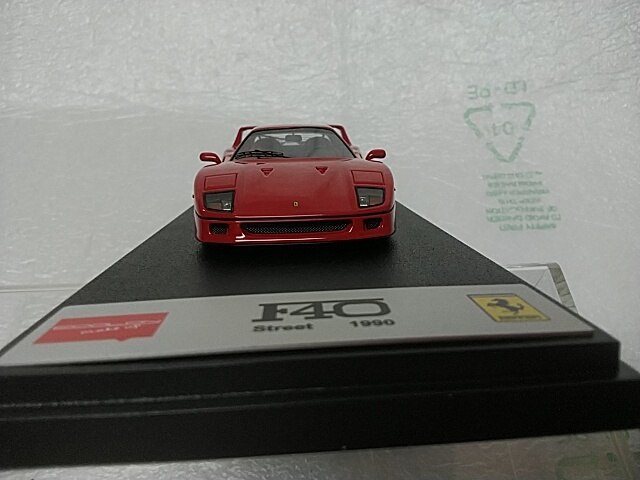 メイクアップ アイドロン 1/43 FARRARI F40 1990
