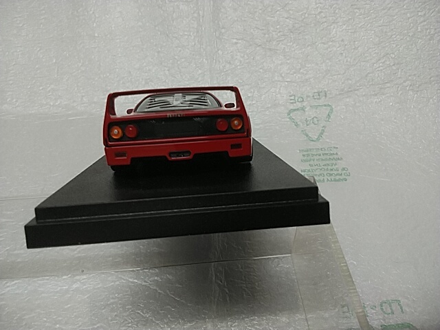 メイクアップ アイドロン 1/43 FARRARI F40 1990