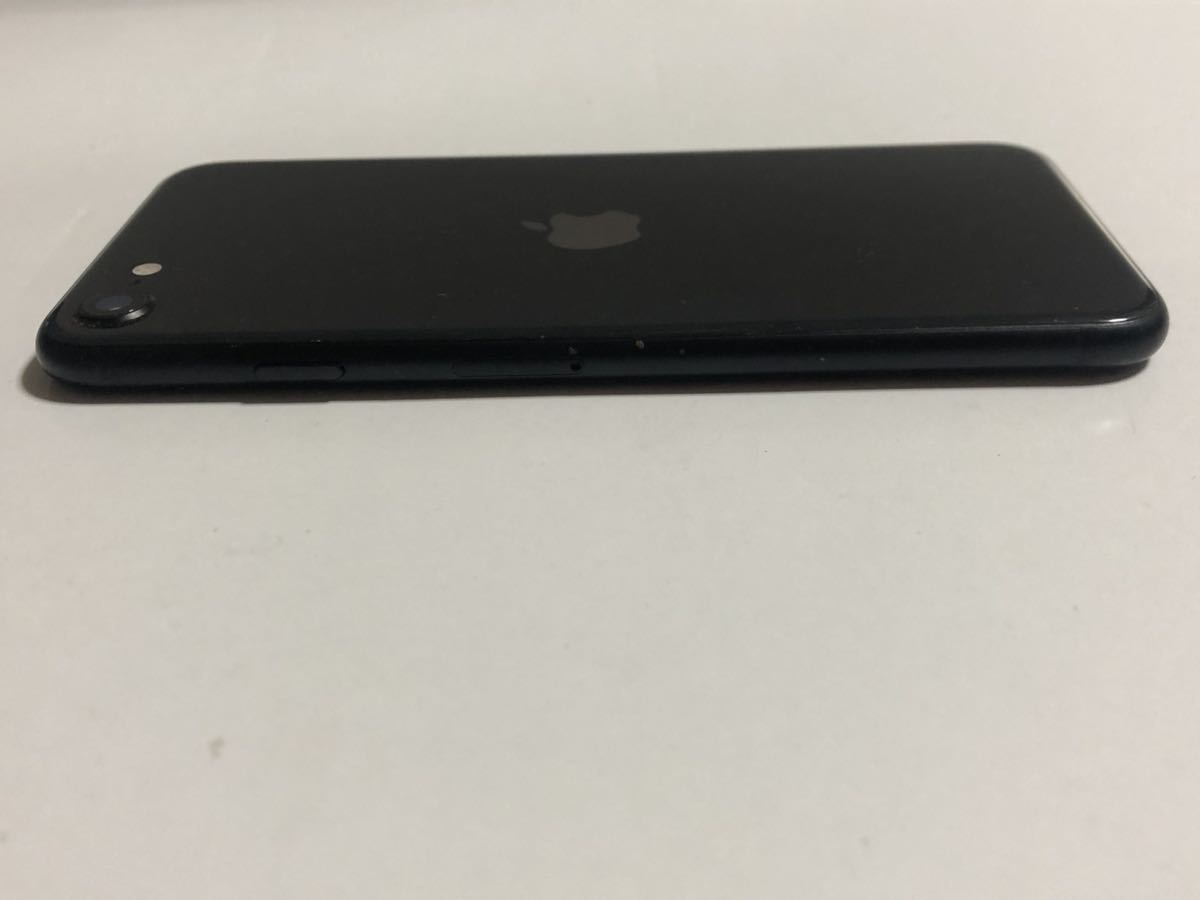 SIMフリー iPhoneSE 第2世代 128GB 81% ブラック 判定 SE2 アイフォン