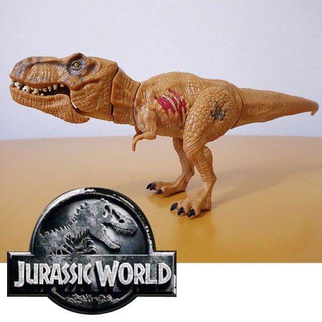 【フィギュア】ジュラシックワールドJW Tレックス ティラノサウルス小　正規品