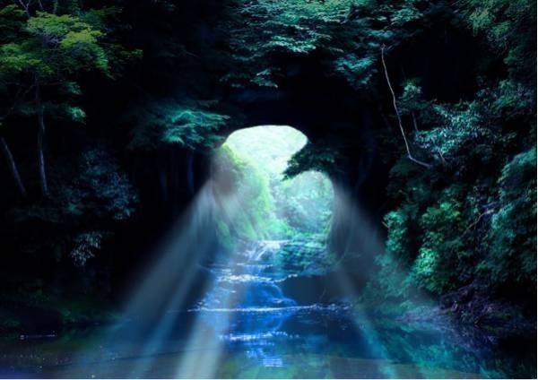 ヤフオク 亀岩の洞窟 濃溝の滝 神秘 癒し パワー 絵画風