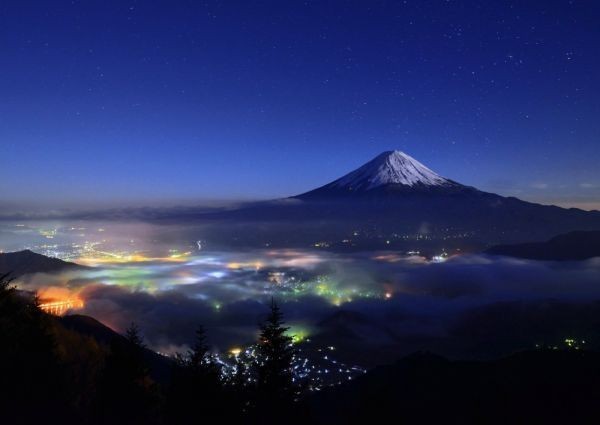 代購代標第一品牌 樂淘letao 星空の富士山と夜の雲海湖畔の夜景霧絵画風壁紙ポスター特大a1版0 585mm はがせるシール式042a1