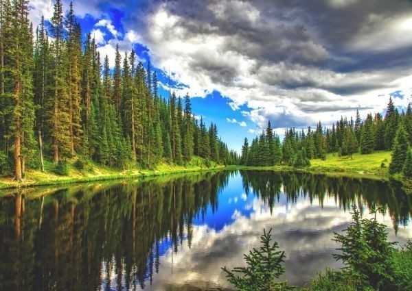 鮮やかな大自然 アイリーン湖 ロッキー山国立公園 コロラド州 鏡の湖面 壁紙ポスター 特大A1版 830×585mm （はがせるシール式） 002A1_画像1