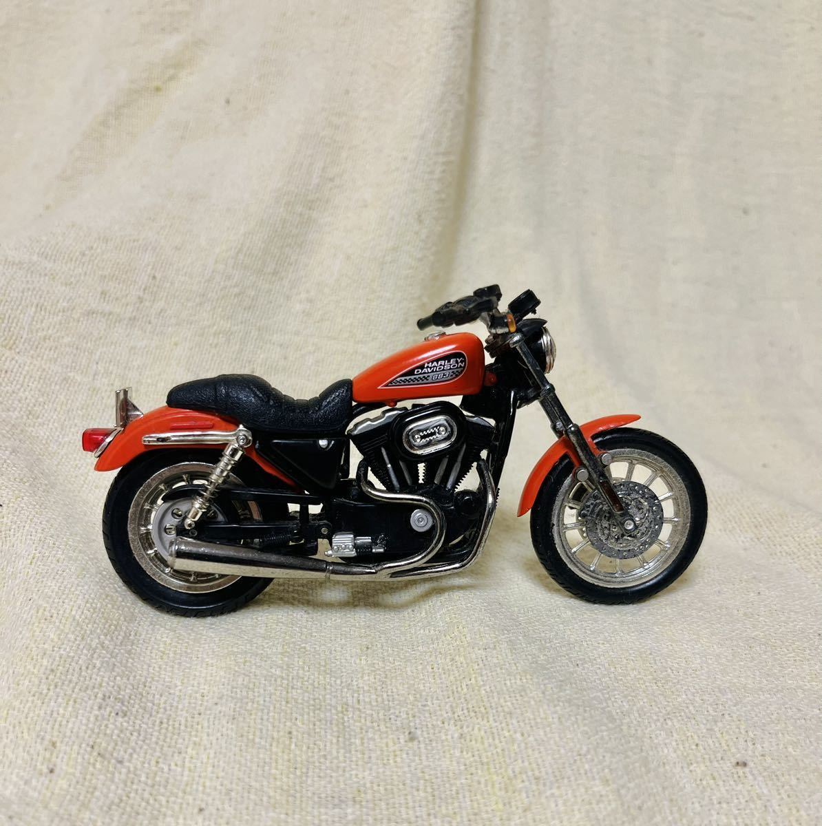 ハーレーダビッドソン スポーツスター XL883 R Harley Davidson