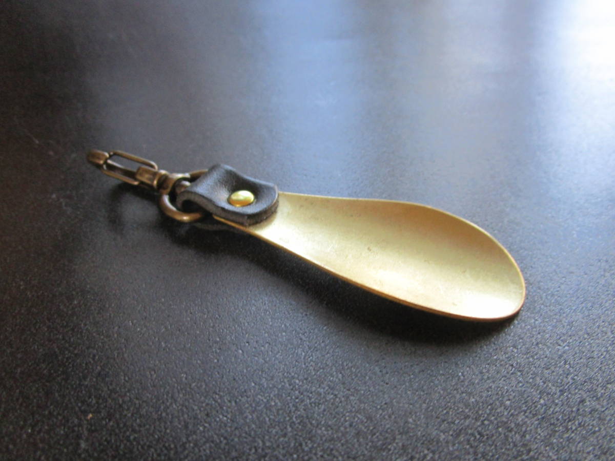  Mini brass shoehorn! black Tochigi cow leather .amina ska n! hand made! key holder! bag charm!