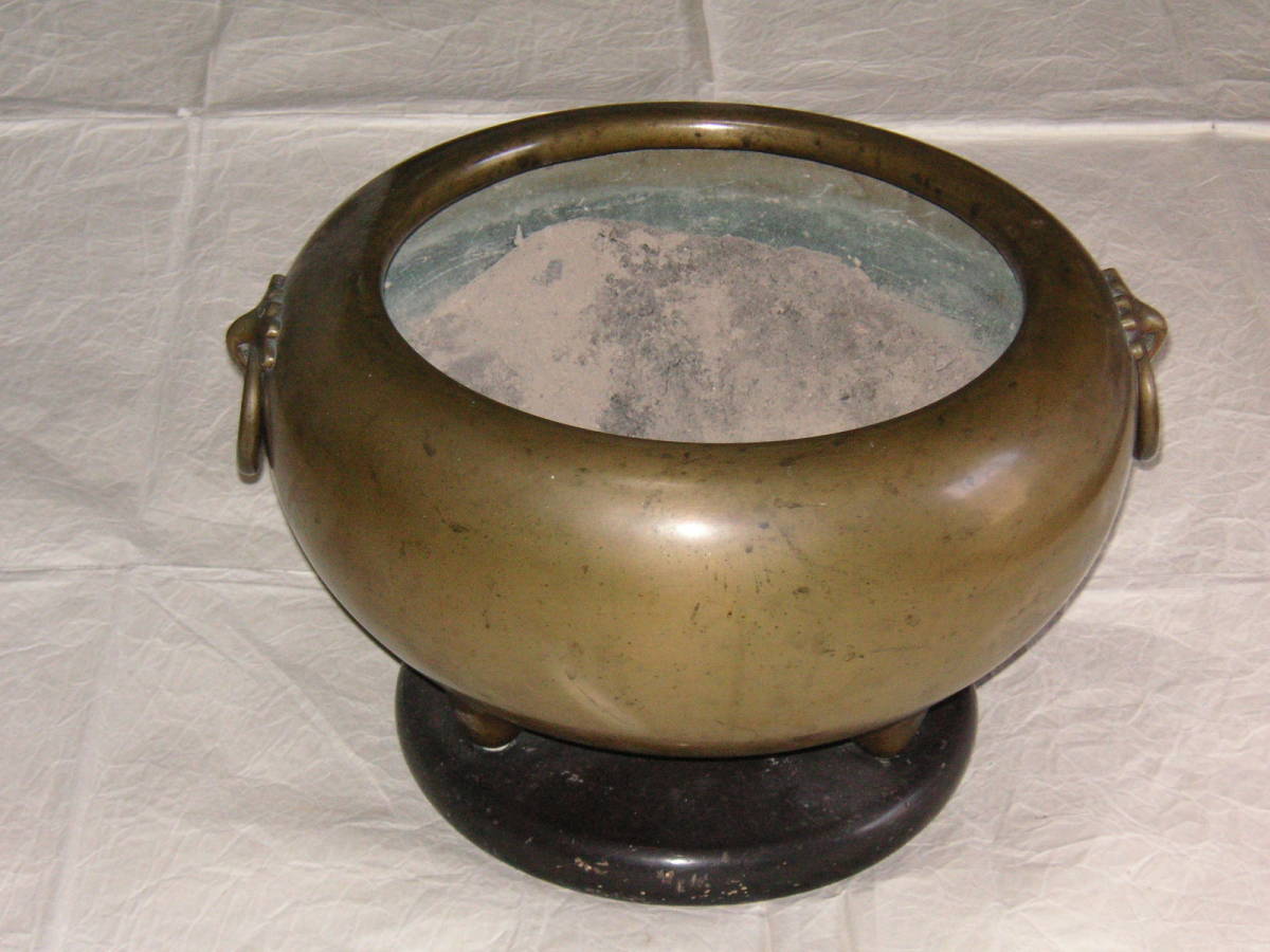火鉢　真鍮　（２０１６３１１）