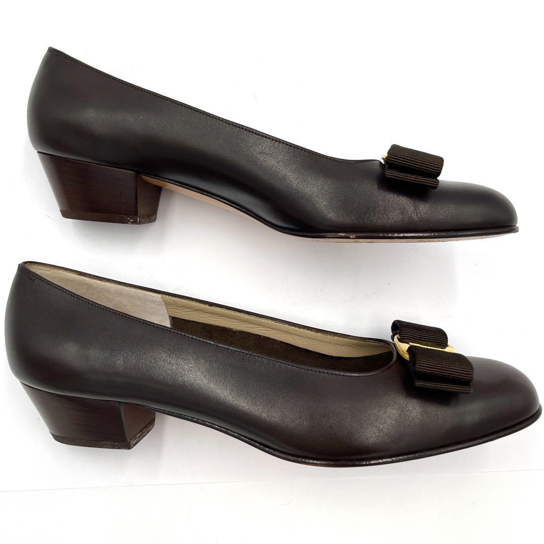 【美品】Ferragamo フェラガモ ヴァラ パンプス ブラウン 23.5cm
