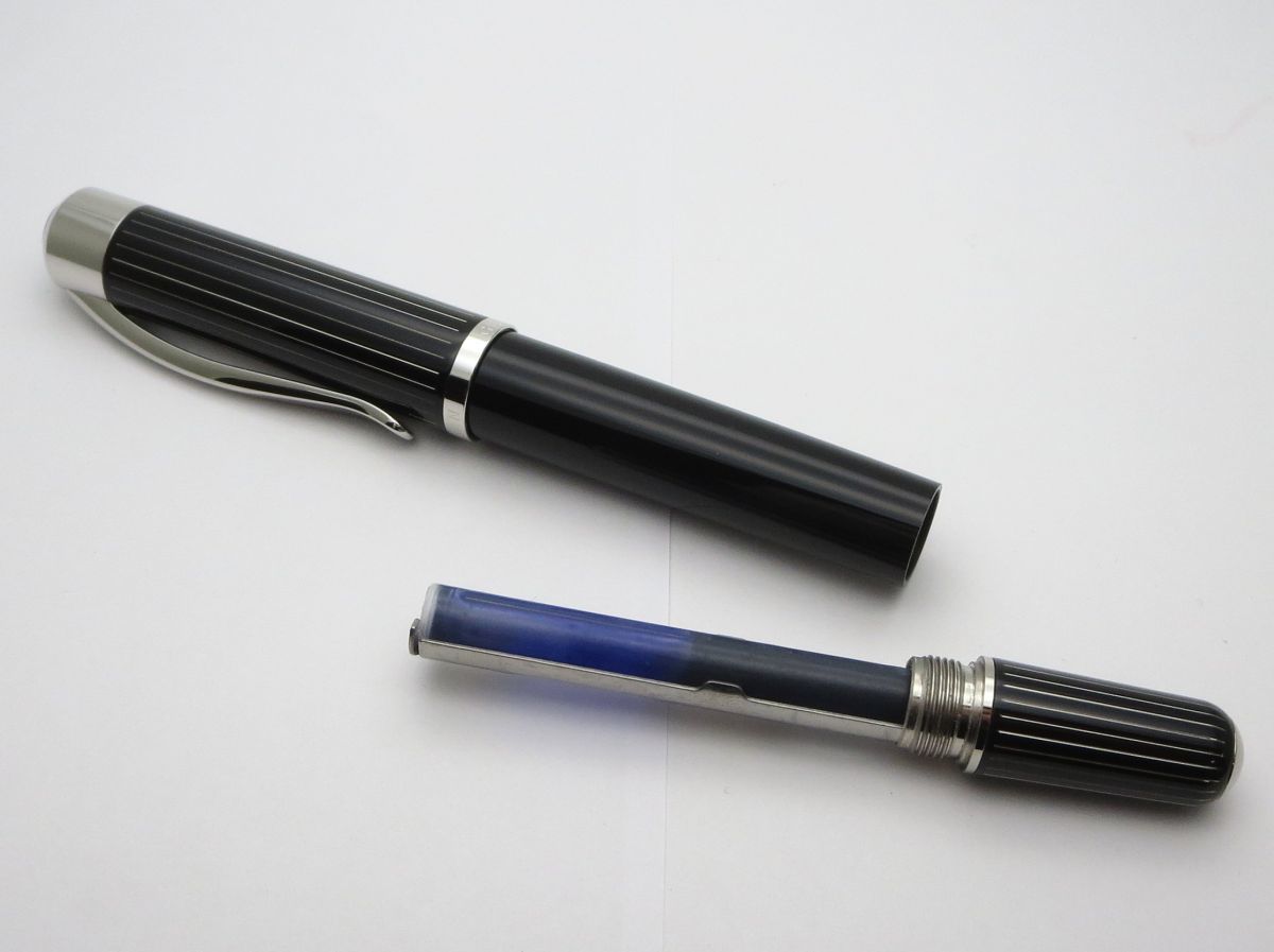 1000円スタート 万年筆 PELIKAN ペリカン ダクタス ペン先18C 750 F