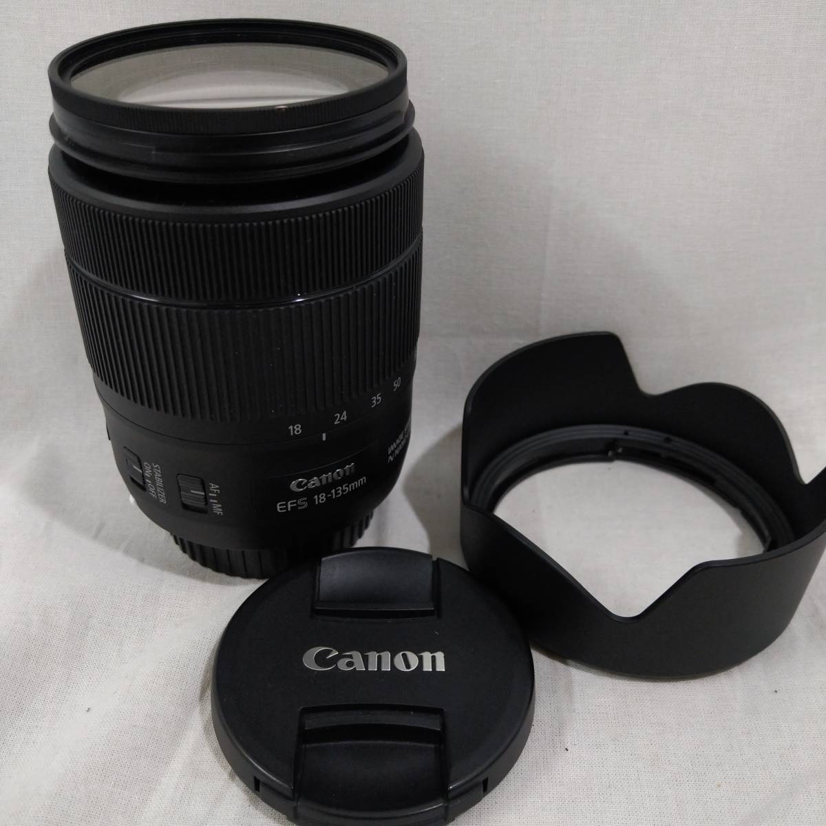 美品】Canon キャノン ZOOM LENS EF-S 18-135mm 1:3.5-5.6 IS USM