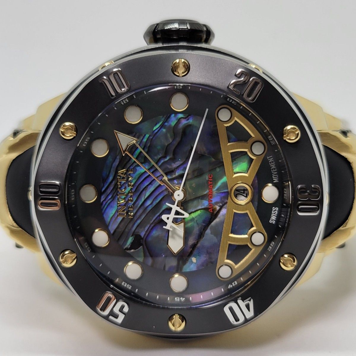 スイス製オートマチック搭載機(^_^) Invicta インビクタ 36390 54mm