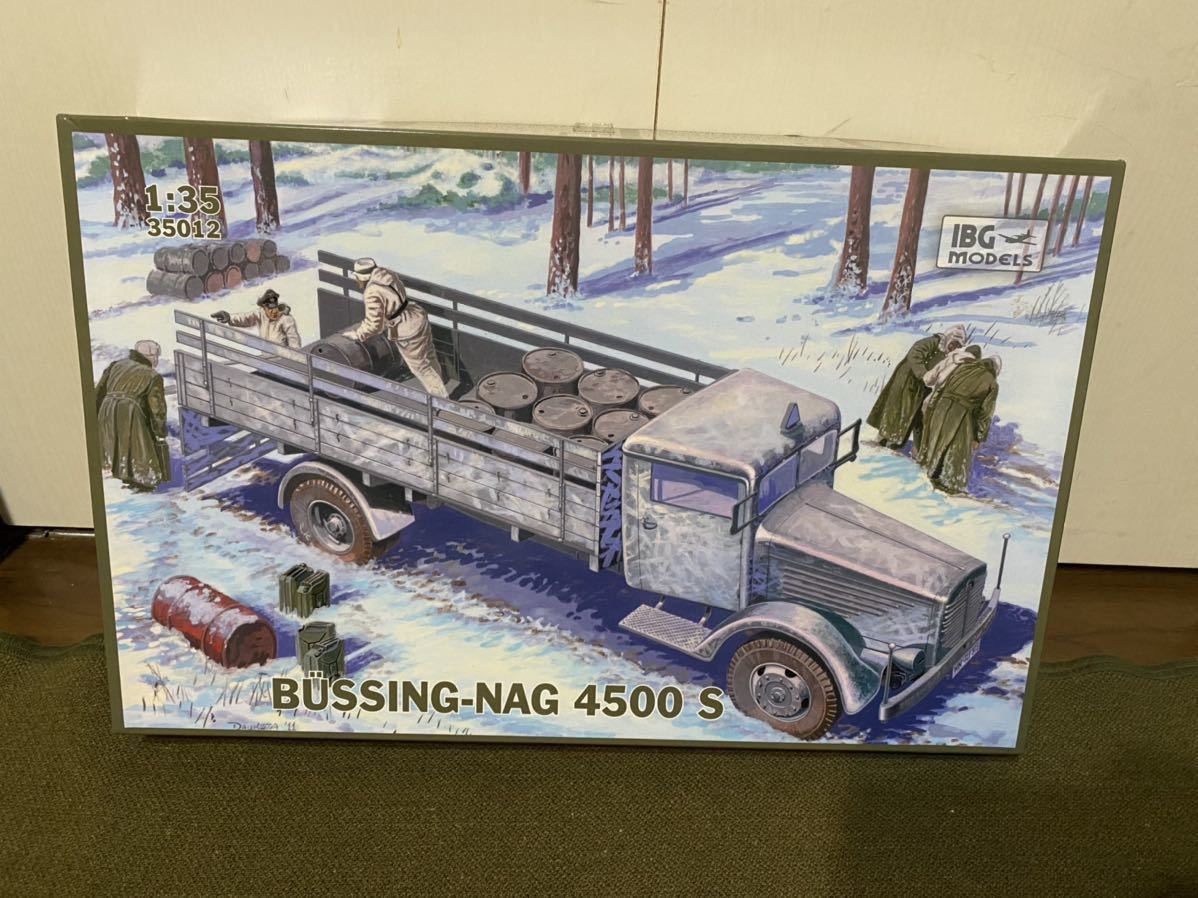 【1/35】IBG ドイツ軍 ビューシング NAG 4500S 4.5t大型トラック 未使用品 プラモデル
