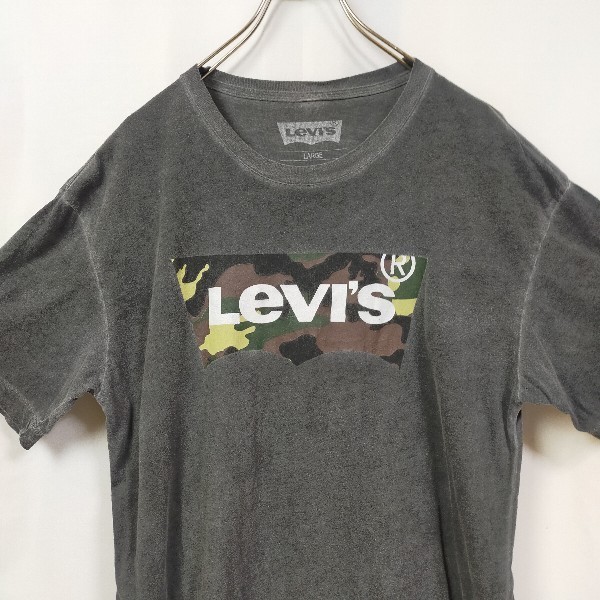 リーバイス　半袖Ｔシャツ　ＬＥＶＩ’Ｓロゴ　ビッグプリント　デカロゴ　迷彩柄　カモフラ　ロゴＴ　ゆるだぼ　クルーネック　一点もの_画像4