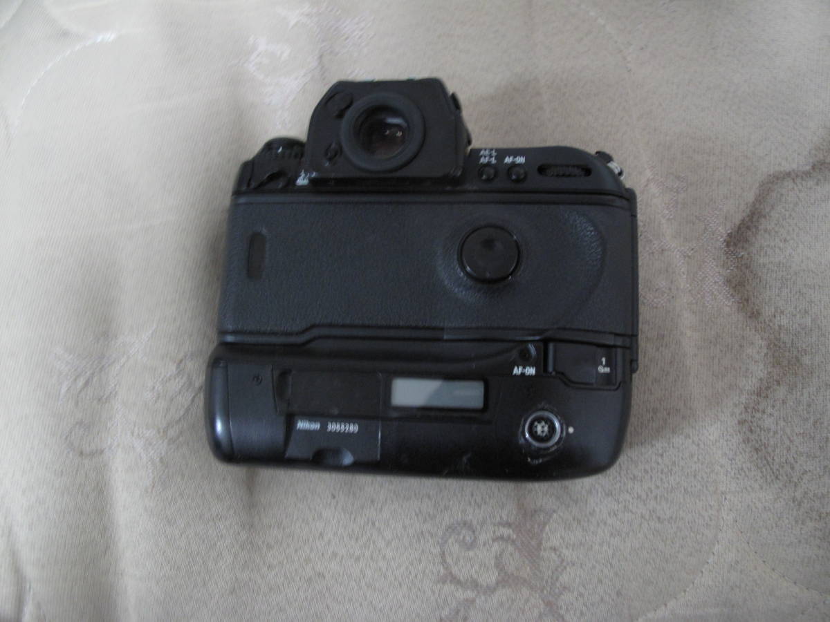 nikon f5 | normanhubbard.com