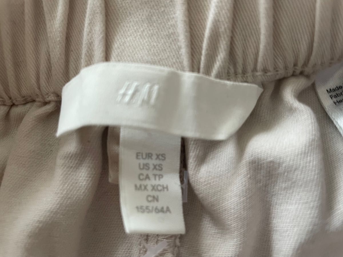 オンワード　へプラム 半袖Tシャツ& ショートパンツ（H &M）