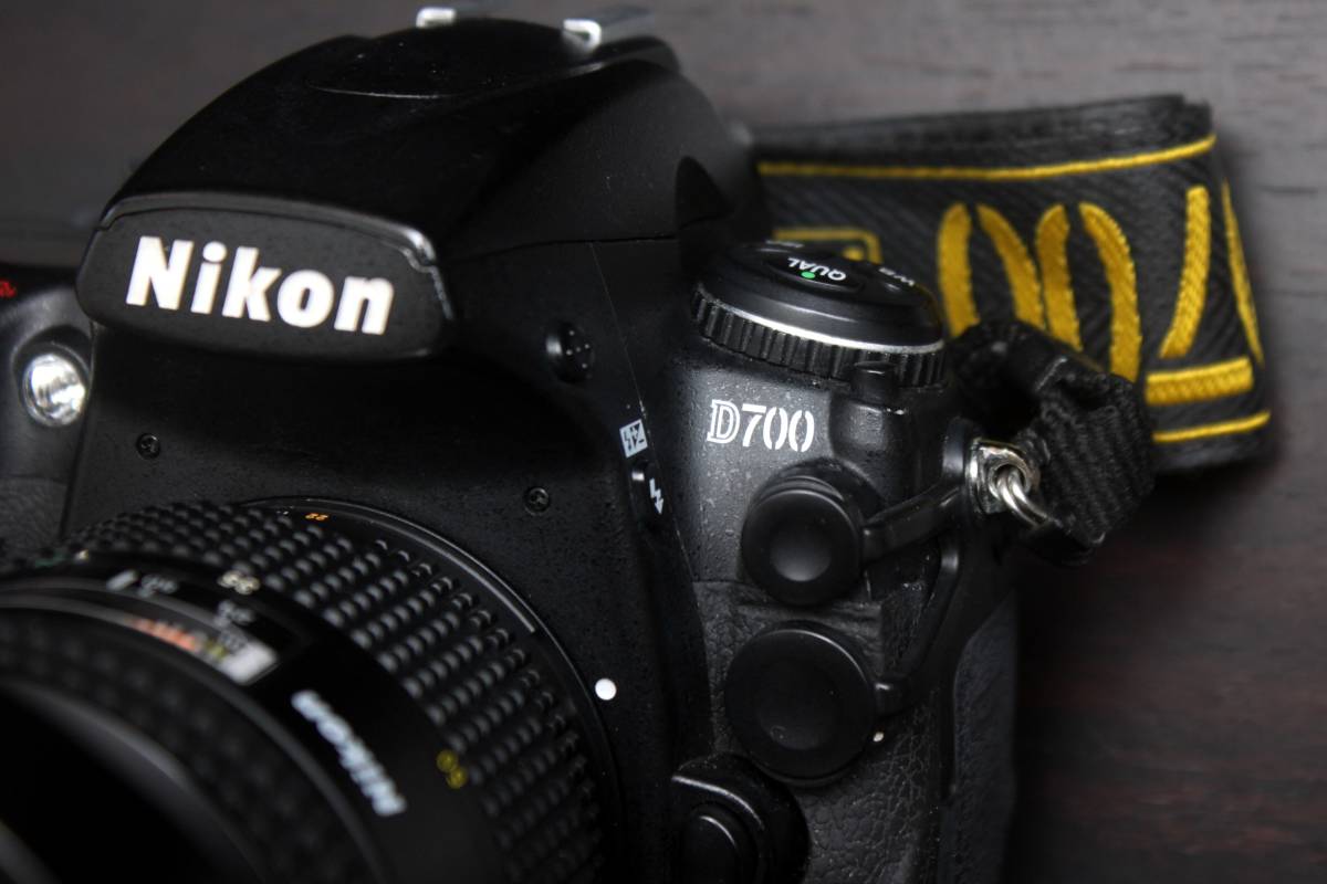 Nikon D700 動作品 フルサイズ一眼レフ レンズおまけ | normanhubbard.com