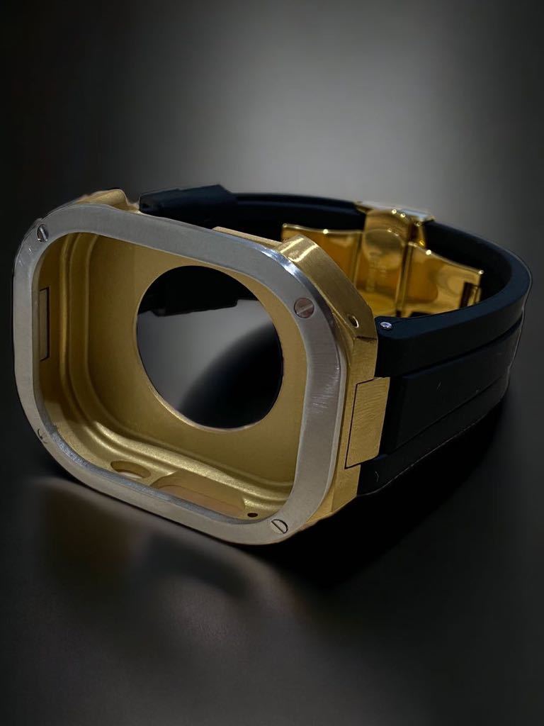 アップルウォッチ　ウルトラ　カバー　Apple Watch ultra 49mm ラバー　ベルト　バンド　ケース　49ミリ　/ゴールドシルバーブラック