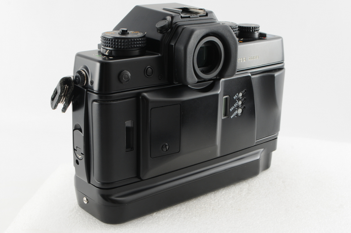 ☆新品級!☆Contax コンタックス RTS III ボディ 一眼レフ ☆新品級!☆Contax コンタックス RTS III ボディ 一眼レフ