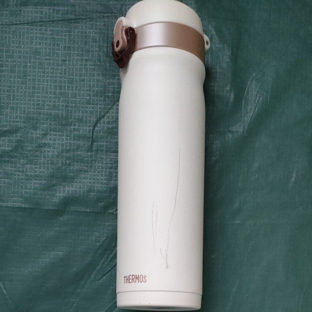 THERMOS サーモス 水筒 ステンレスボトル500ml2つとも未使用ですが白い