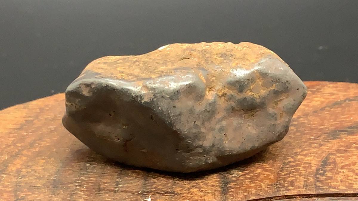 新疆鉄隕石  流れ星 磁石付き天然唐木台座付きパワーストーン開運の画像4