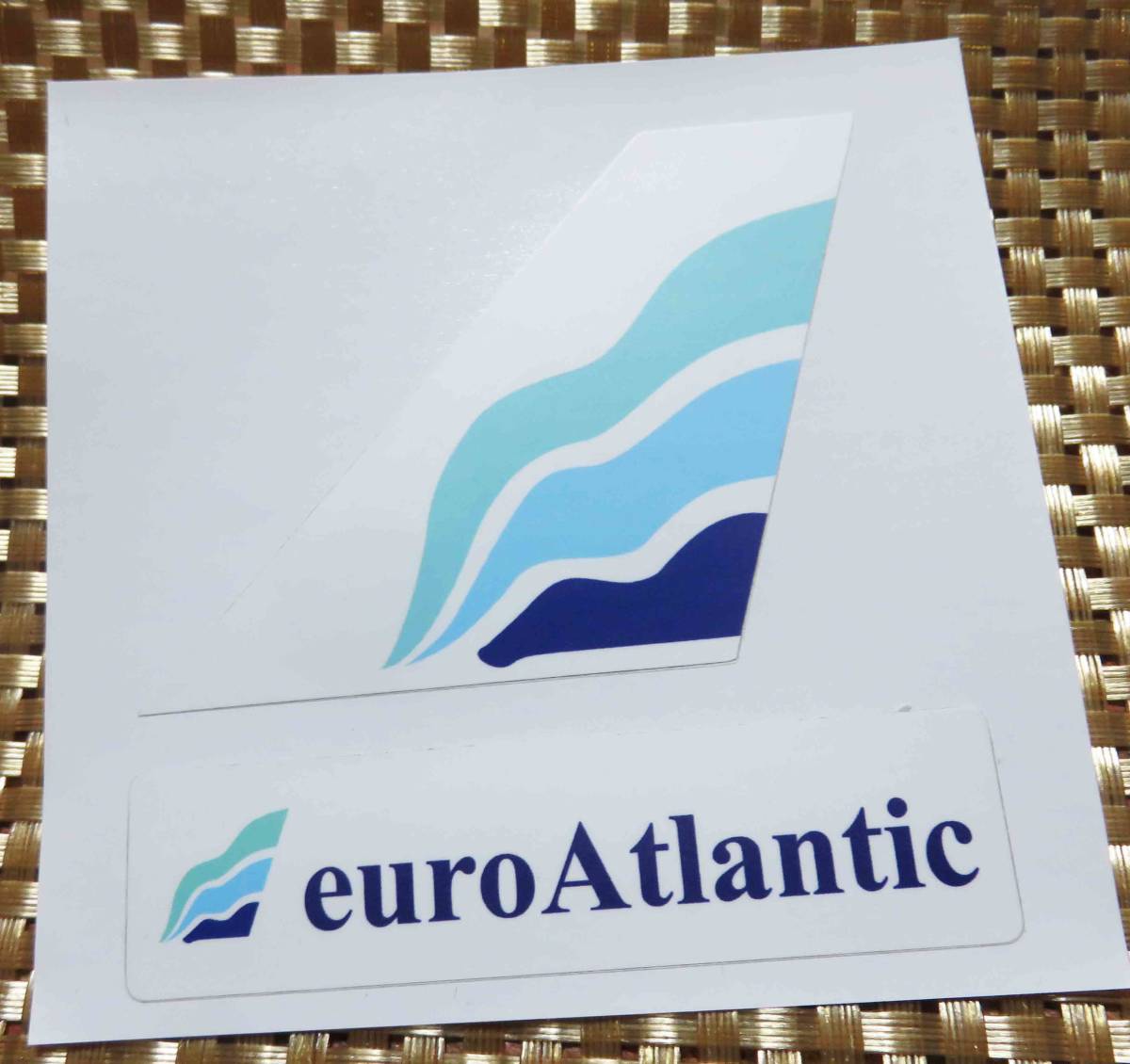 ■２枚セット■EuroAtlantic Airways　ユーロアトランティック航空　ステッカー　シール　激渋■エアライン　飛行機■海外旅行　出張　旅行