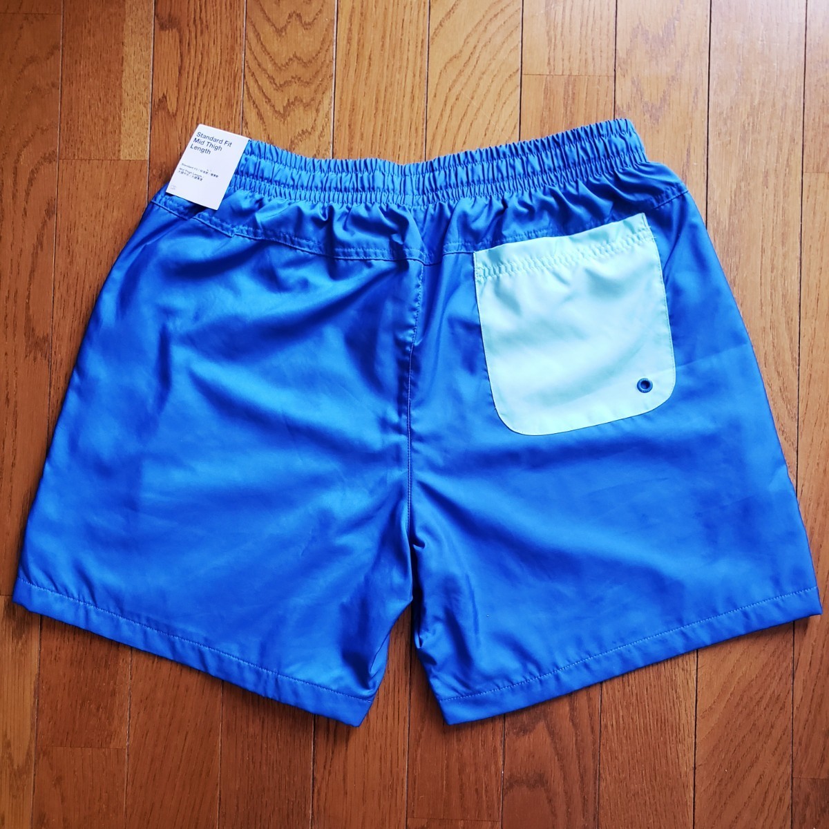 新品】NIKE ウーブンショートパンツ L ブルー系 青 ナイキ 新品】NIKE ウーブンショートパンツ L ブルー系 青 ナイキ
