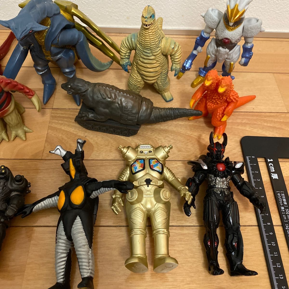 ウルトラマン ソフビ フィギュア 怪獣 まとめ売り