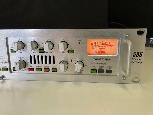 dbx586 2CH真空管マイクプリアンプ ジャンク | www.navistar.ind.br