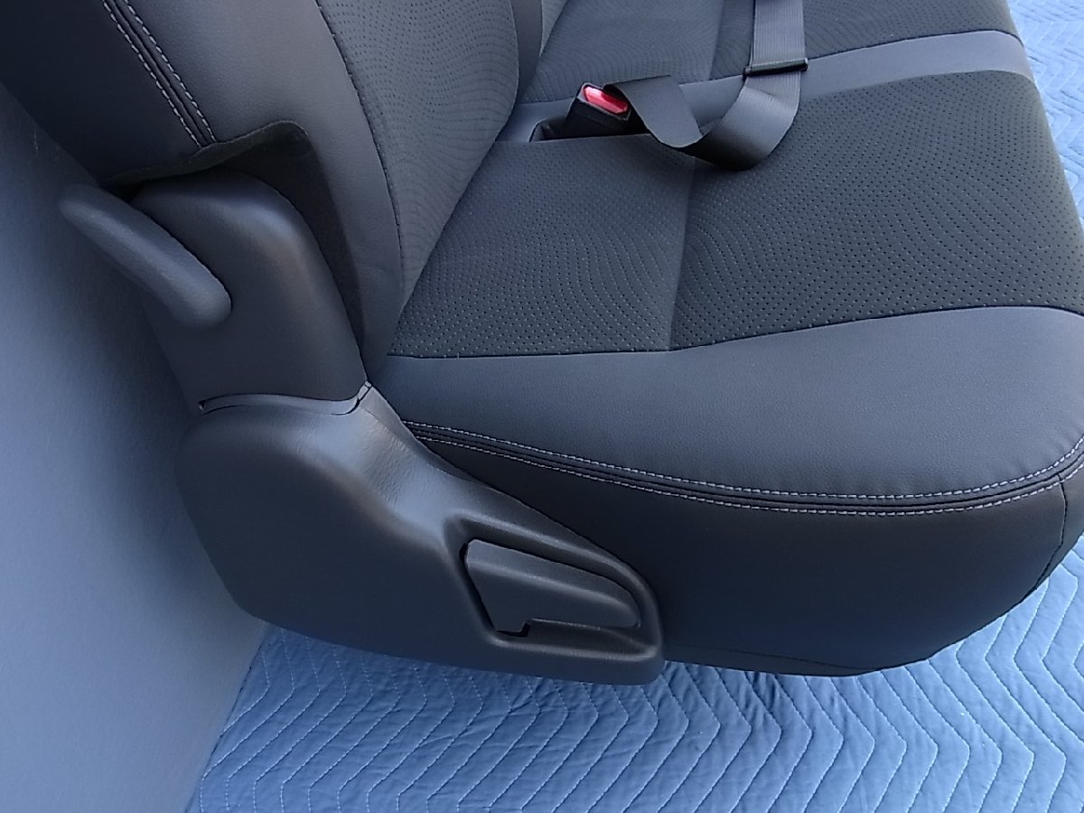 新車外し 美品 200系 ハイエース スーパーGL ダークプライムⅡ 標準 7