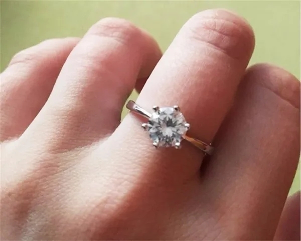 ダイヤモンド　　リング　指輪　cz ソリッドシルバー925　結婚指輪　8mm　ソナ　ピュアシルバー　お届けに2週間強かかります。_画像6