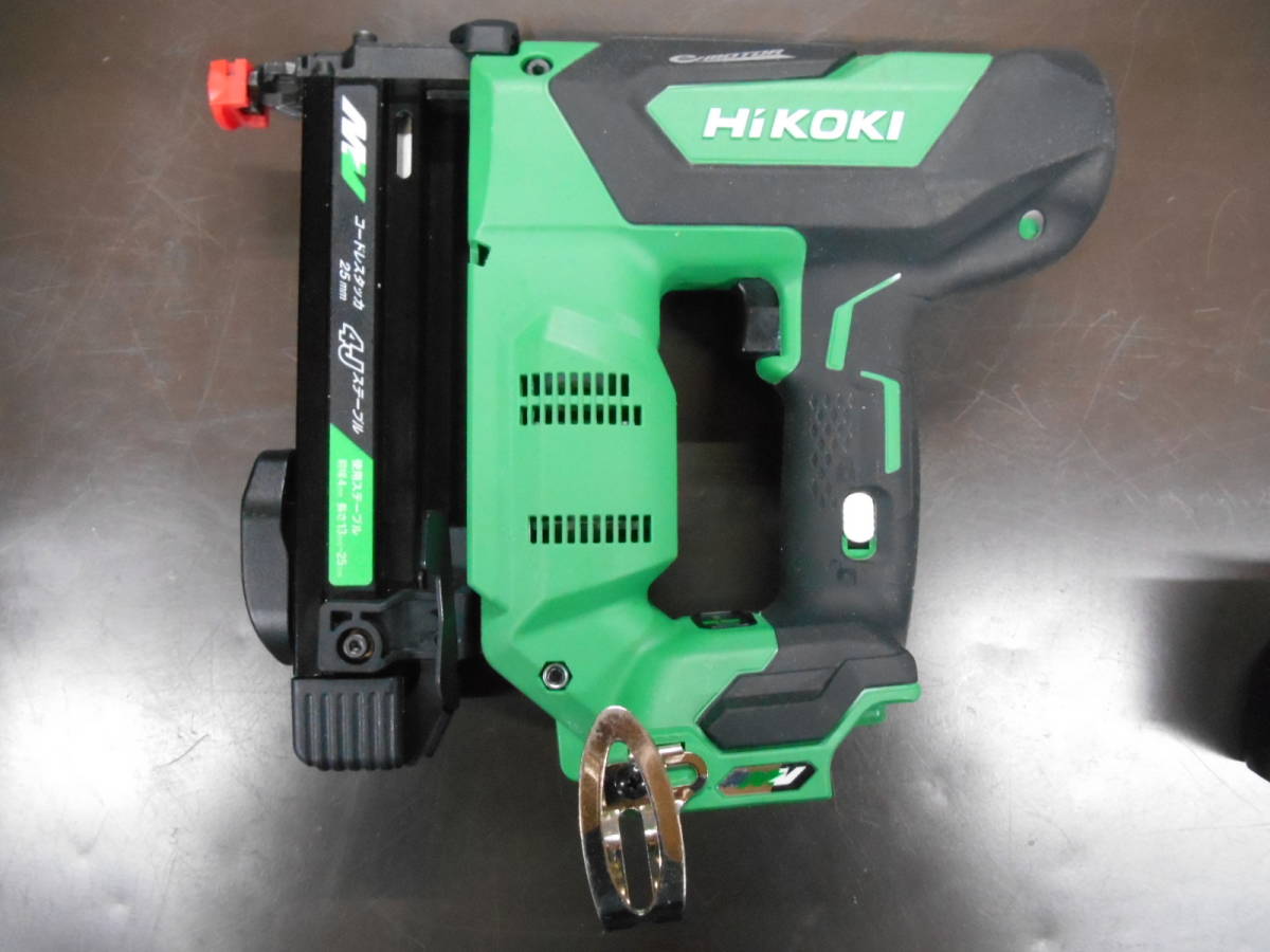 □美品□HiKOKI(ハイコーキ) マルチボルト36V コードレスタッカ 【J