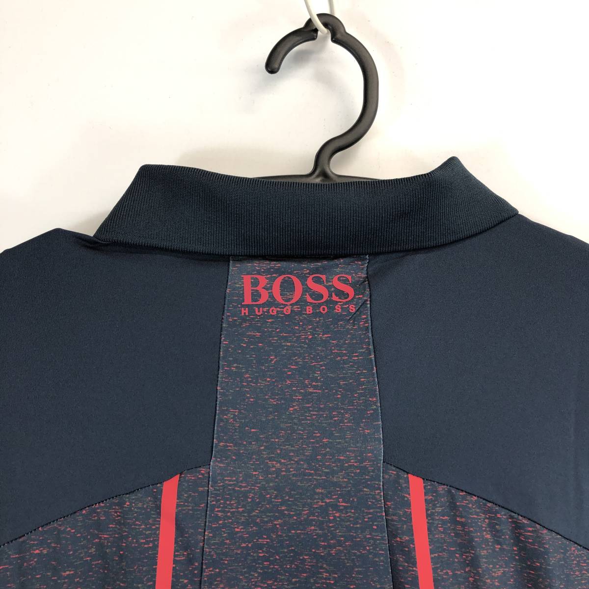 タグ付き HUGO BOSS ヒューゴボス 半袖速乾ポロシャツ ダーク タグ付き HUGO BOSS ヒューゴボス 半袖速乾ポロシャツ ダーク