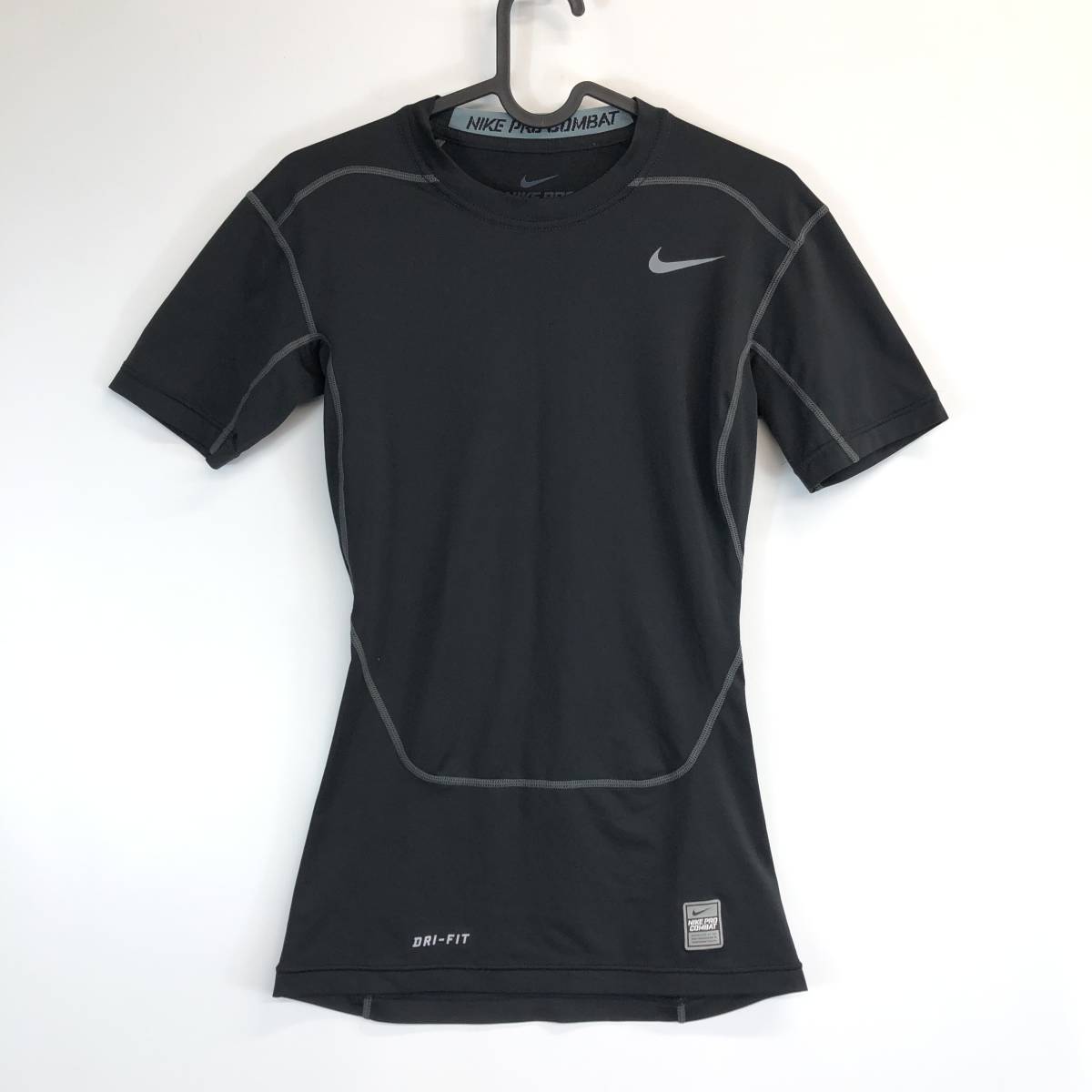 ナイキプロコンバット NIKE PRO COMBAT インナーコンプレッションシャツ 半袖 ブラック Mサイズ 449830